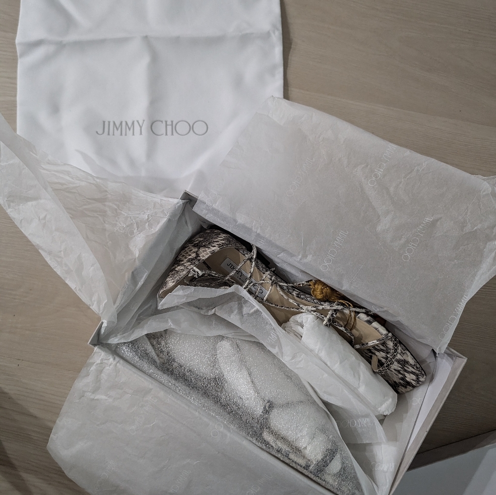 Jimmy Choo NIB - Picture 10 of 16